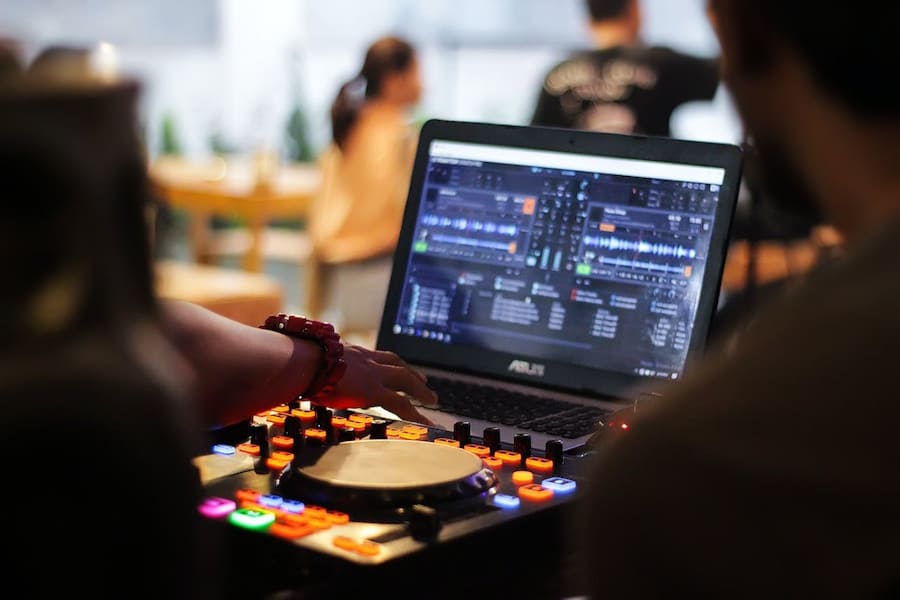 gratis-programvara-för-elektronisk-musik